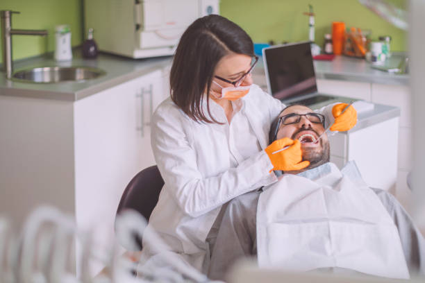 Best Emergency Tooth Extraction in Gresham Park, GA